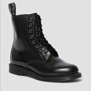 NIB Black Dr. Martens Elsham Boot